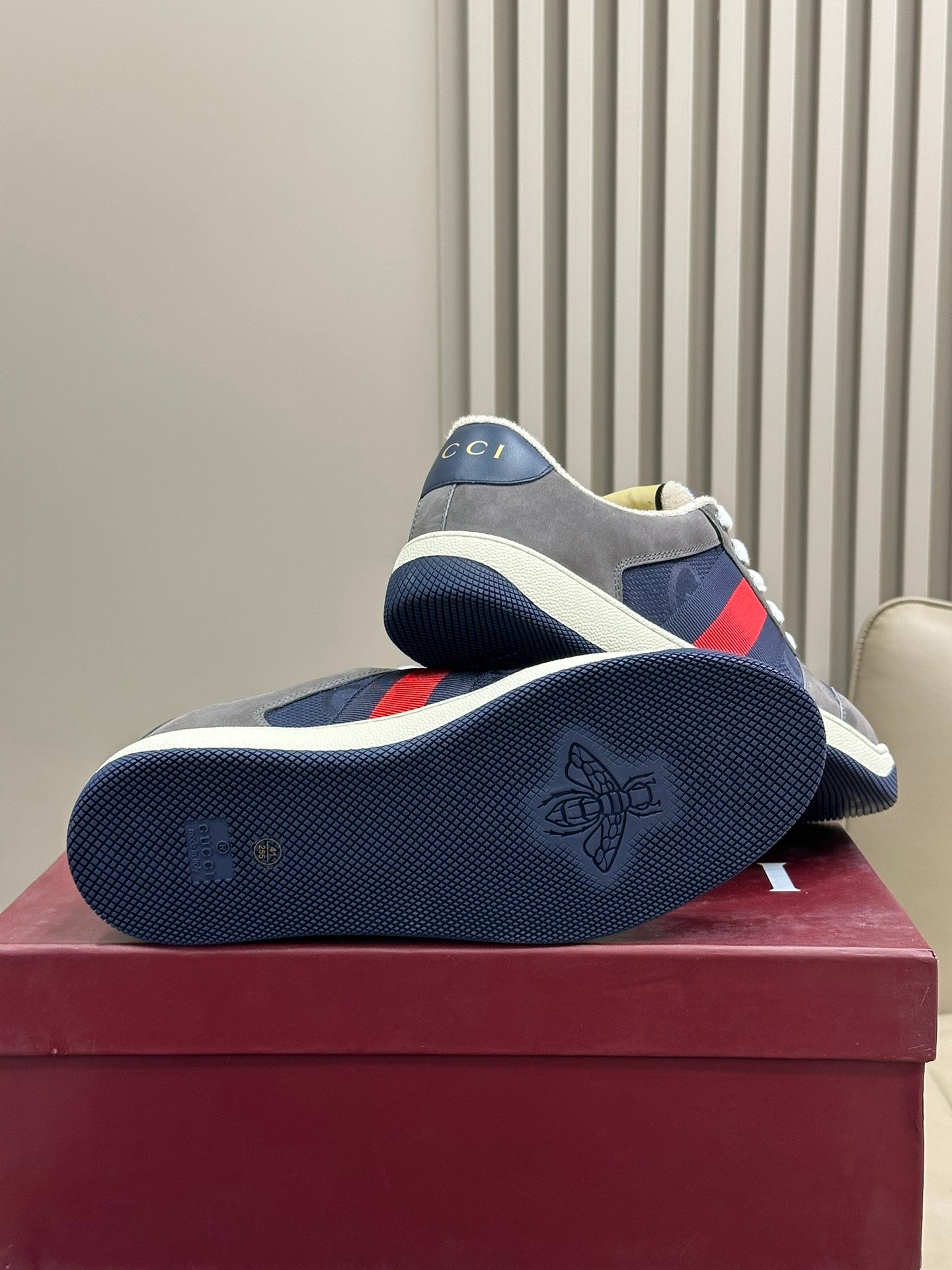 GEM118 New arrive fashion blue color shose for woman men beautiful gift to choose gift