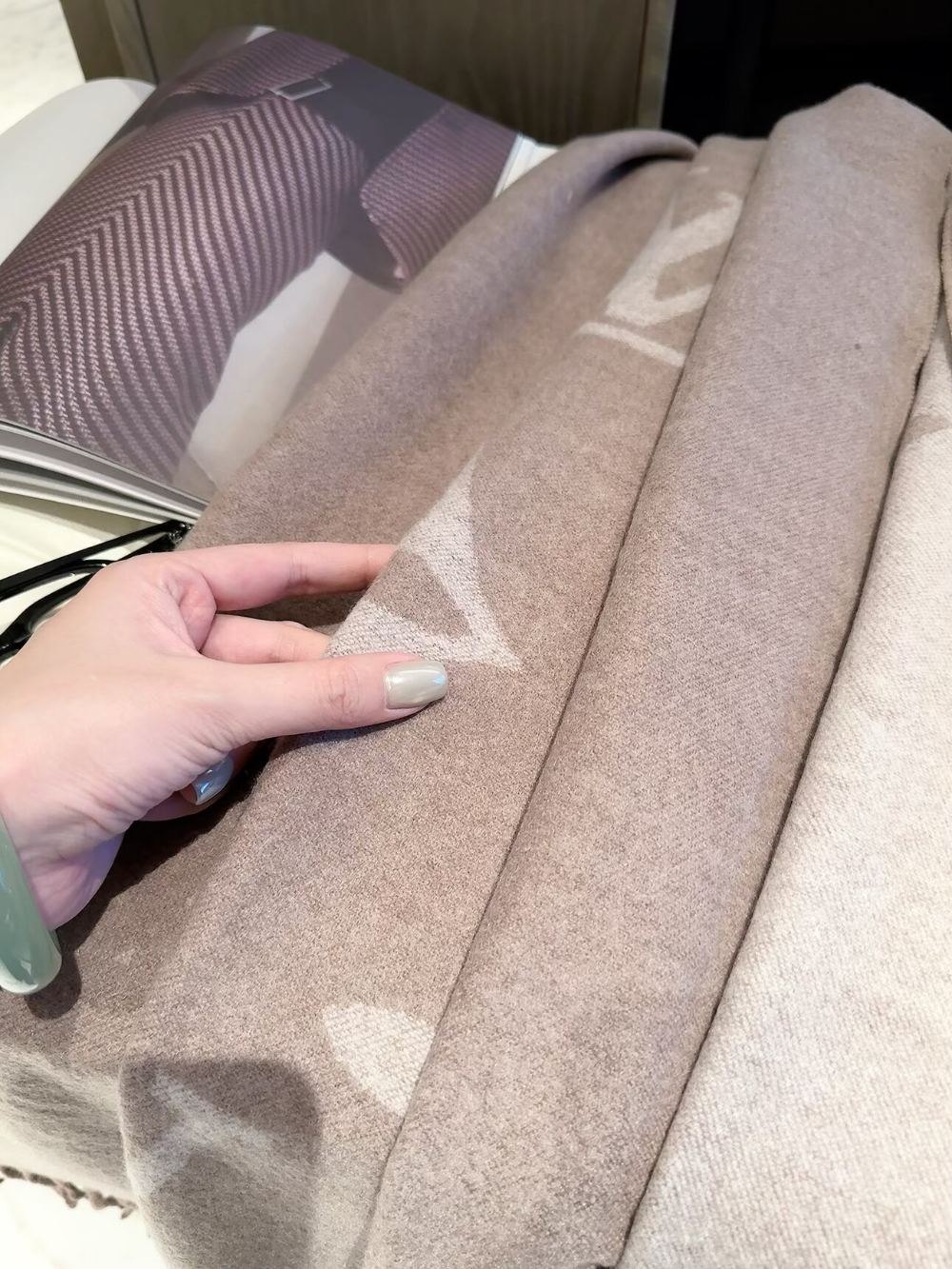 LEM650 new arrive  Hot sale black khaki color fashion beautiful  scarf  for woman gift  to choose 60x180cm