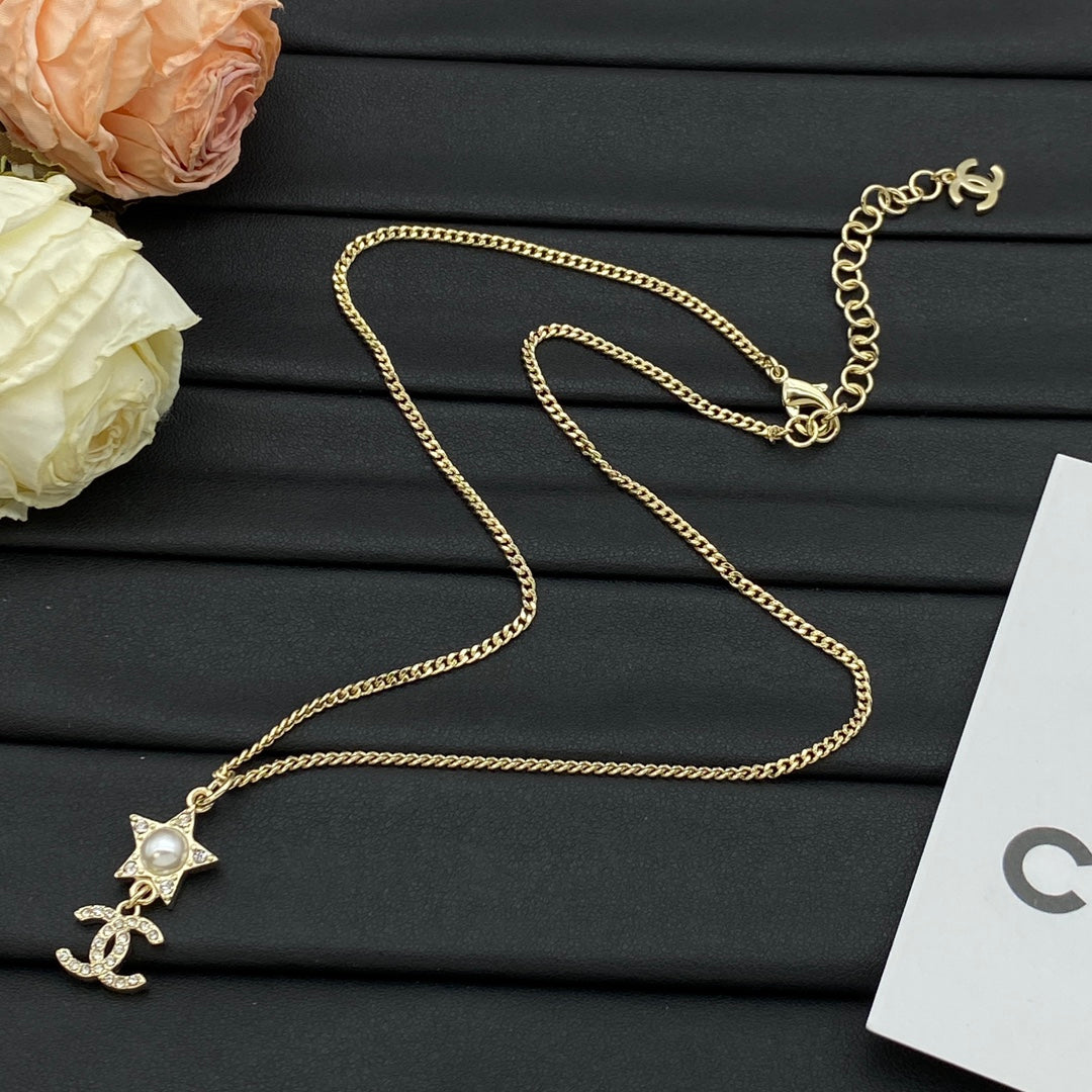 DEM294 New Arrive Fashion  Hot Sale  with Diamond Pearl Necklace for Woman Jewelry To Choose Gift