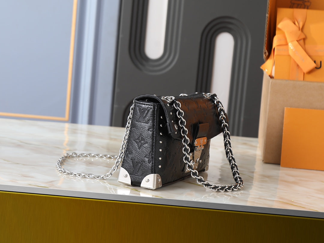 LEM337  Hot sale fashion black bag for woman hand bag beautiful gift  27 x 16 x 8cm size