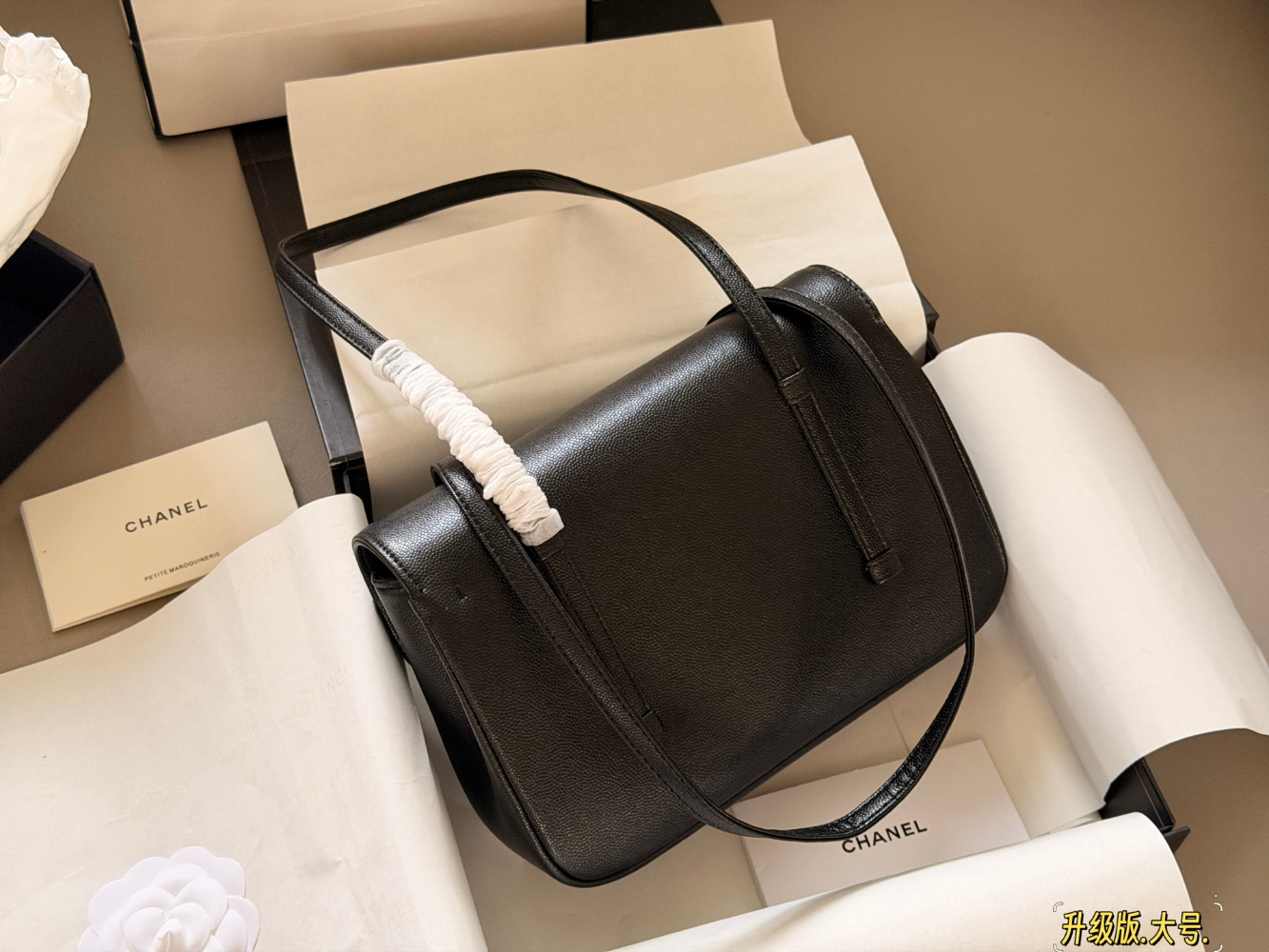 CEM276 New arrive fashion black  bag for woman hands bag beautiful gift to choose gift 23*16cm