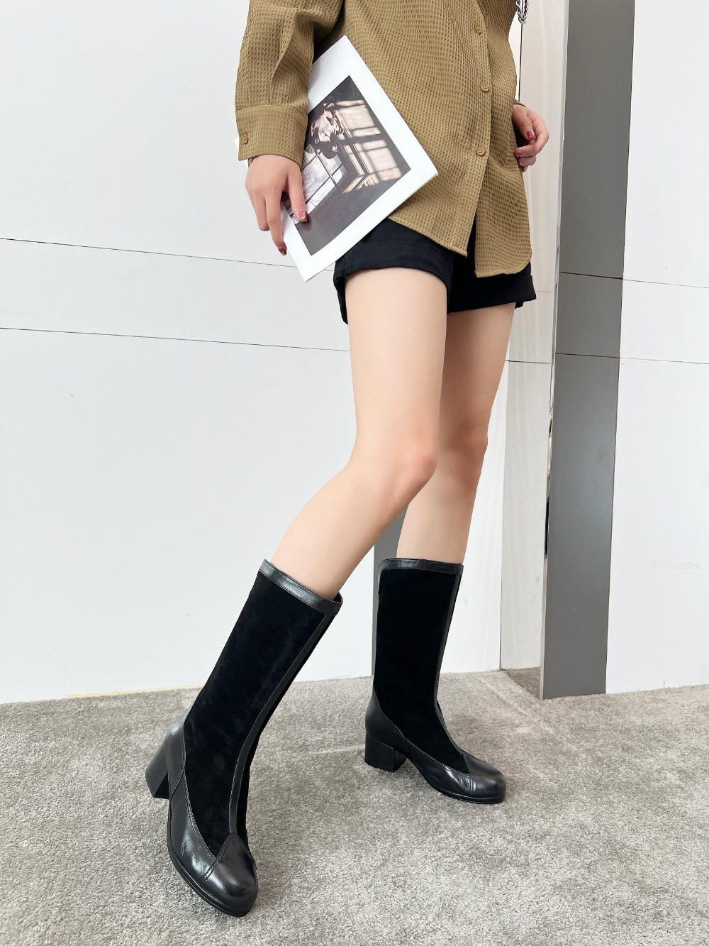 CEM297 New style color-matched fashion boots with thick heels and soft soles stylish and versatile mid-calf women's boots 4 cm taller