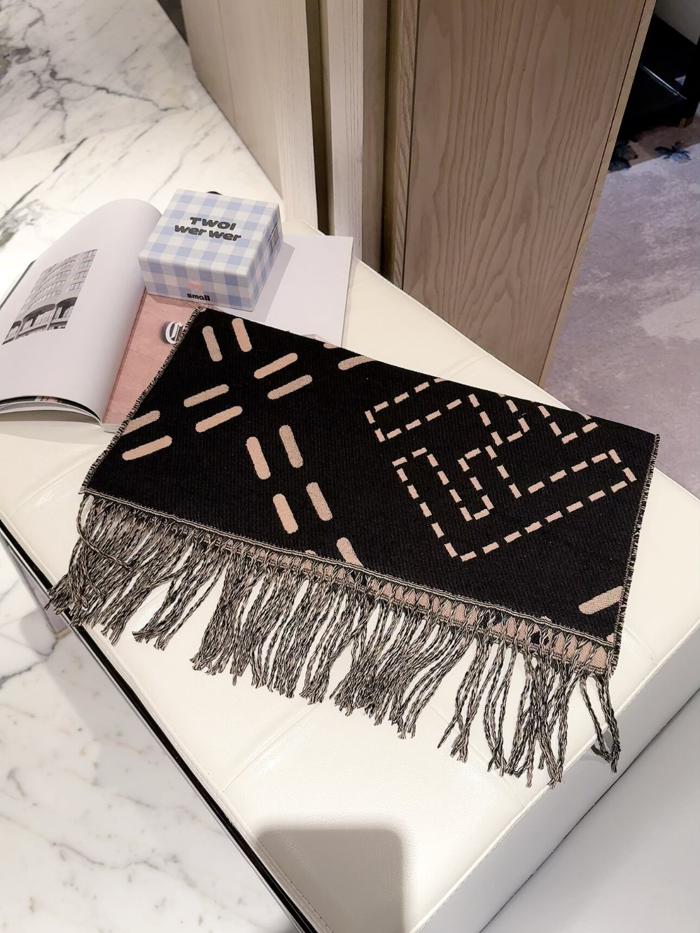 FEM29 new arrive  Hot sale black pink color fashion beautiful  scarf  for woman gift  to choose size 45*210cm