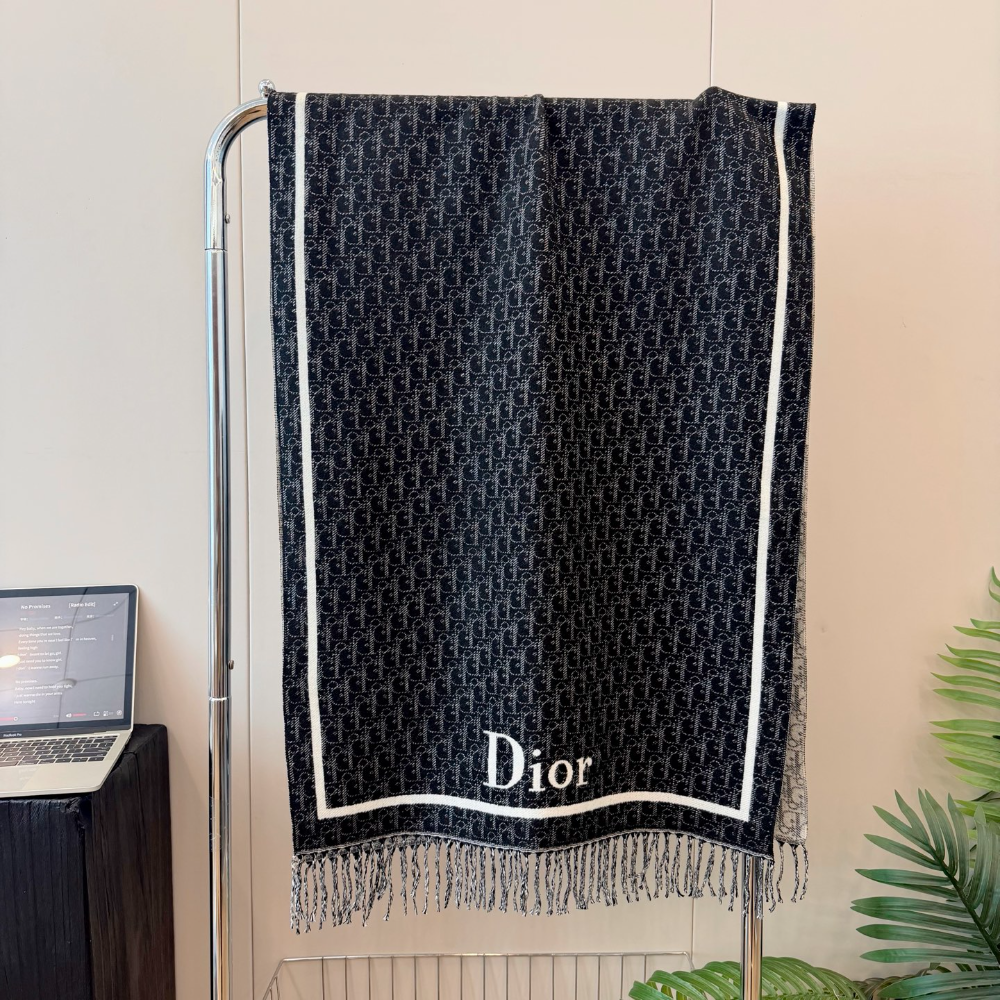 DEM332 new arrive  Hot sale black brown khaki light brown light blue color fashion beautiful  scarf  for woman gift  to choose size 180*60cm