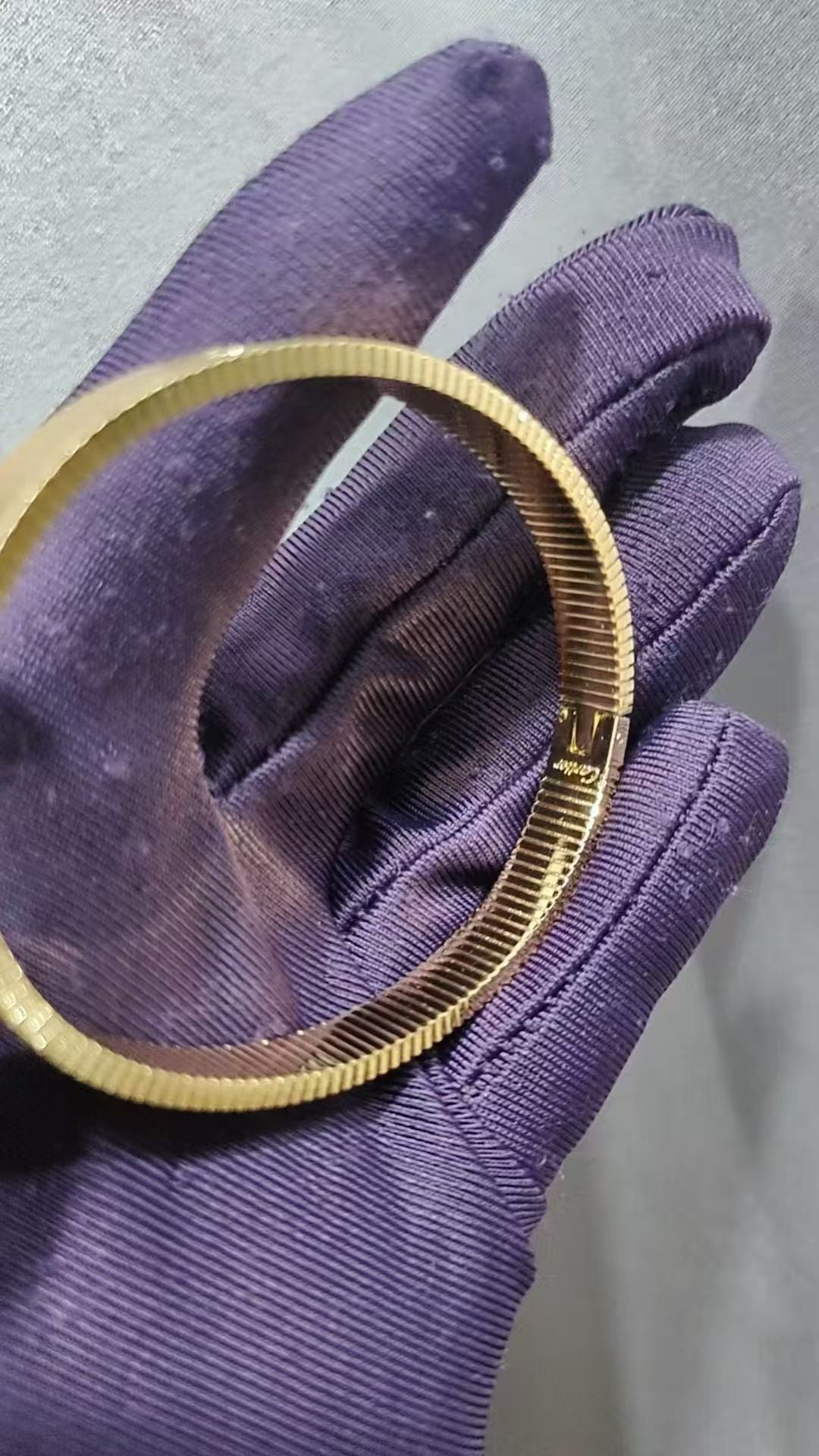 CREM205 New Arrive Fashion  Hot Sale Love Braclet for Woman Jewelry To Choose Gift