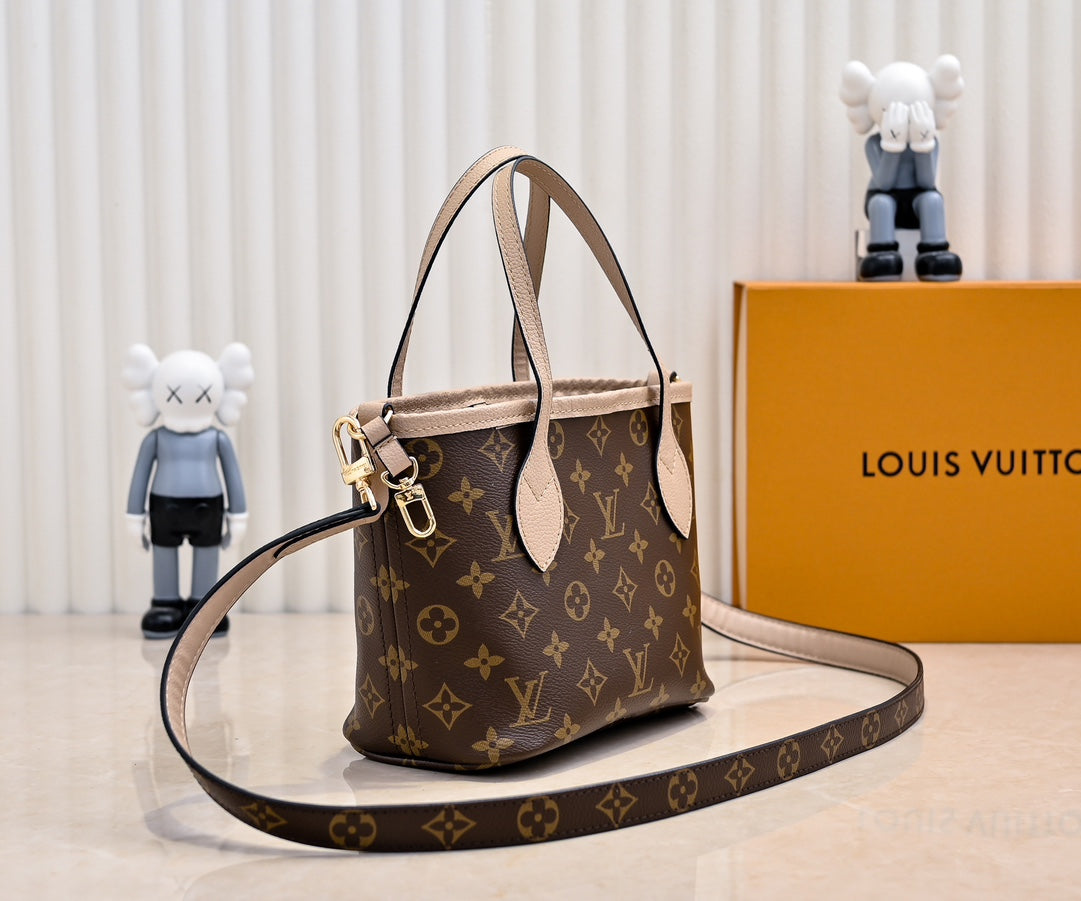 LEM368 New arrive fashion Travel design bag for woman beautiful gift to choose gift 24x14x9cm
