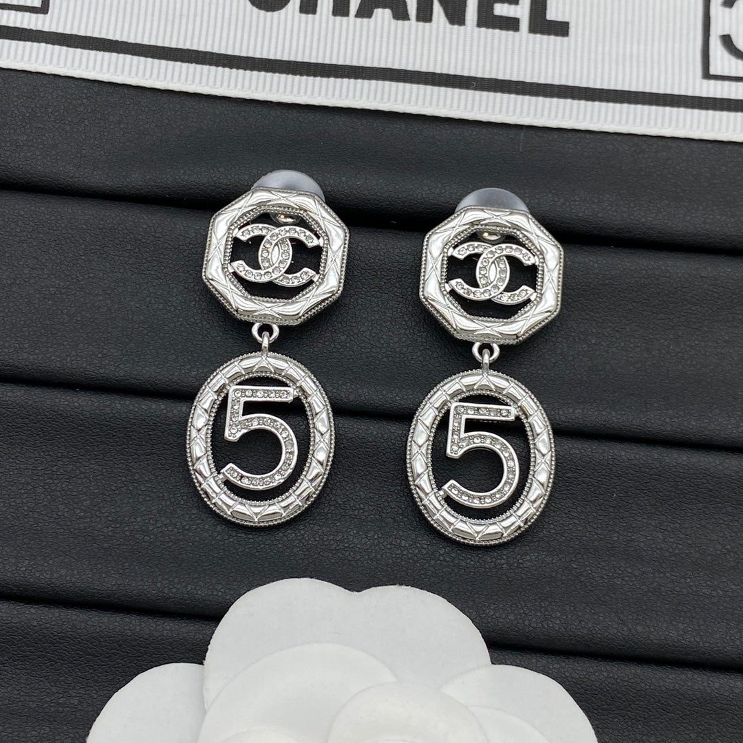 CEM210 New Arrive Fashion  Hot Sale  with Diamond Earring  for Woman Jewelry To Choose