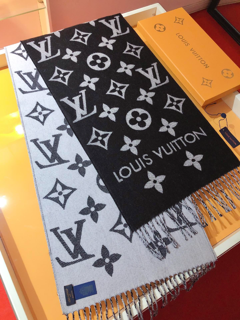LEM647 new arrive  Hot sale black pink yellow blue color fashion beautiful  scarf  for woman gift  to choose