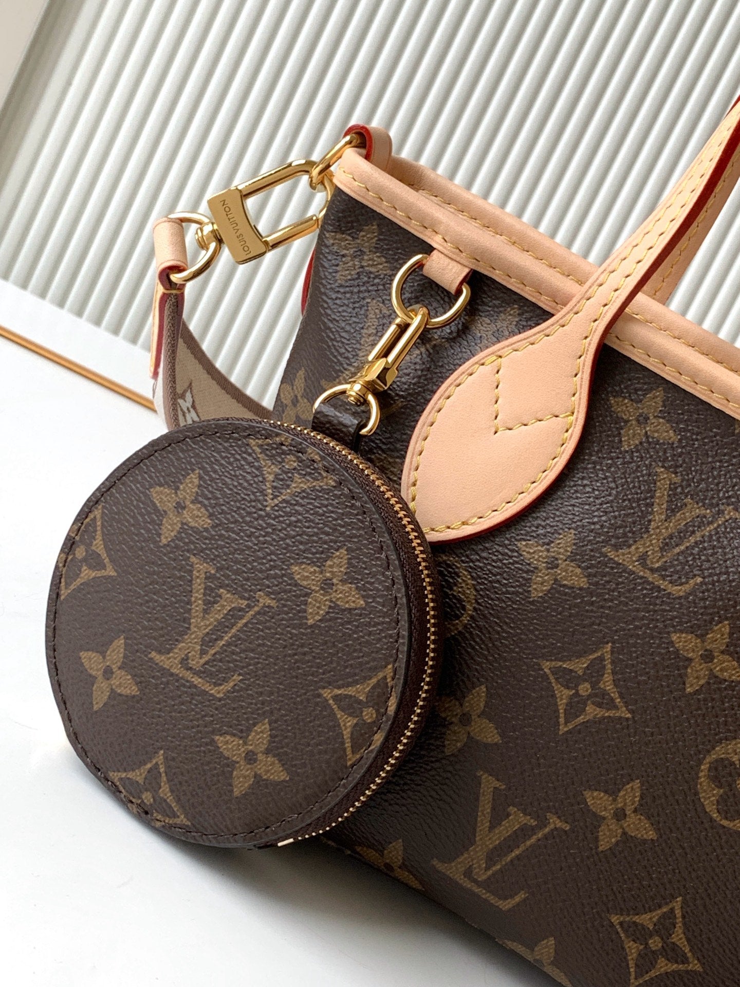 LEM375 New arrive fashion design bag for woman handbag beautiful gift to choose gift 24x14x9CM