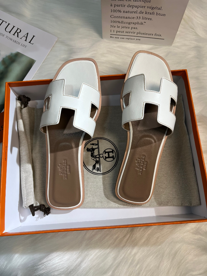 HEM97 New arrive fashion white black color shose for woman Slippers, sandals beautiful gift to choose