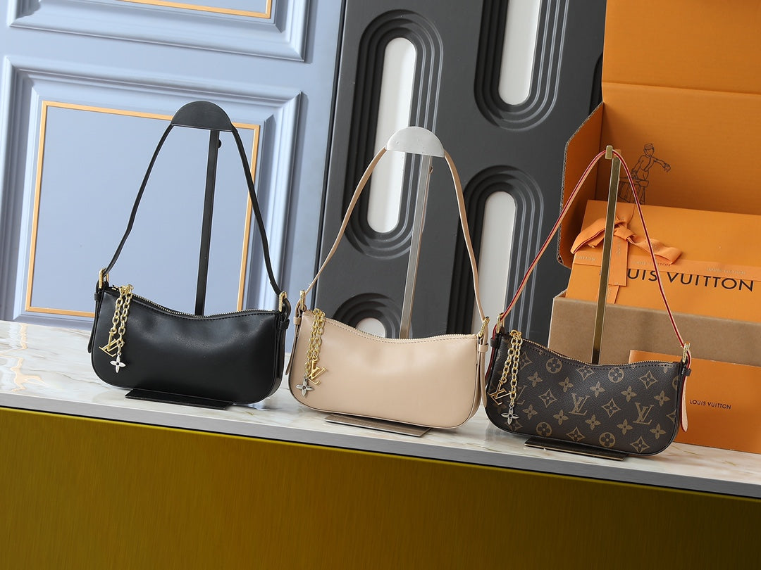 LEM300 Women Luxurys Designer Bag Crossbody Diane Baguette Classic Vintage Canvas Strap Flower Flap Embossed Letters Clutch Purse Shoulder Bags Tote Bag