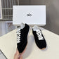 Alo01 Designer Sneakers Men Women Gum Sky Beige Dark Scarlet Mens Trainers Womens Casual Outdoor Runners