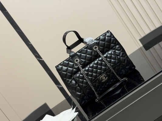 CEM373 New arrive fashion black color bag for woman beautiful gift to choose 34*25cm