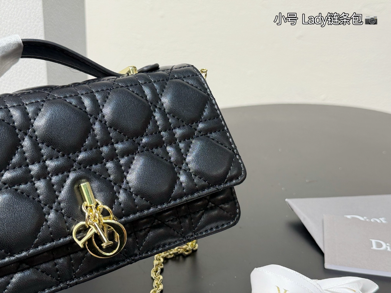 CEM275 The new fashionable diamond-patterned chain bag for ladies is highly fashionable and versatile It is an exquisite gift and an excellent choice for giving as a present 21x12cm