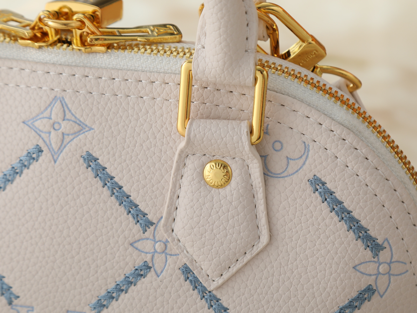 LEM487 New arrive fashion white brown pink bag for woman hands bag beautiful gift to choose gift 23.5 x 17.5 x 11.5 cm