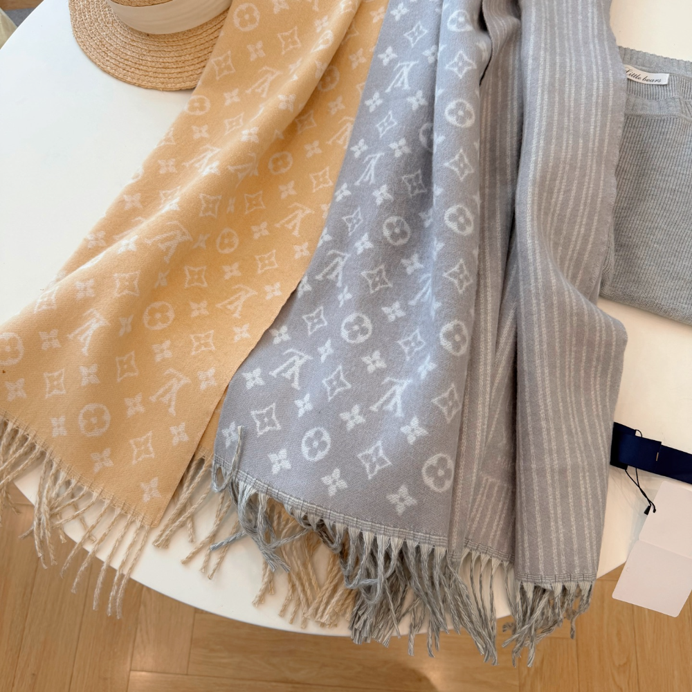 LEM525 new arrive  Hot sale brown black grey yellow color fashion beautiful  scarf  for woman gift  to choose size 180*45cm