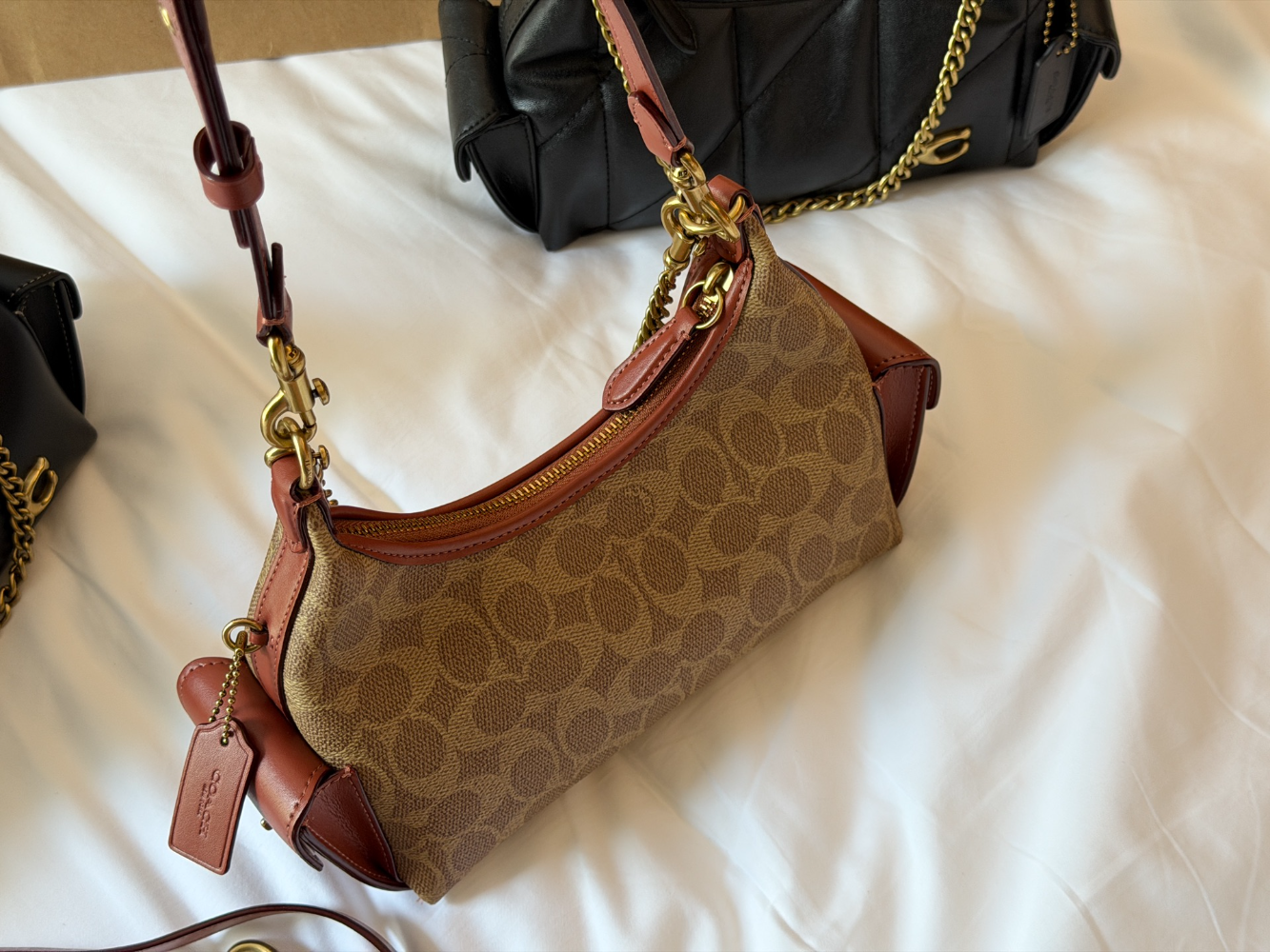 COEM08 New arrive fashion black brown bag for woman hands bag beautiful gift to choose gift 22*14cm