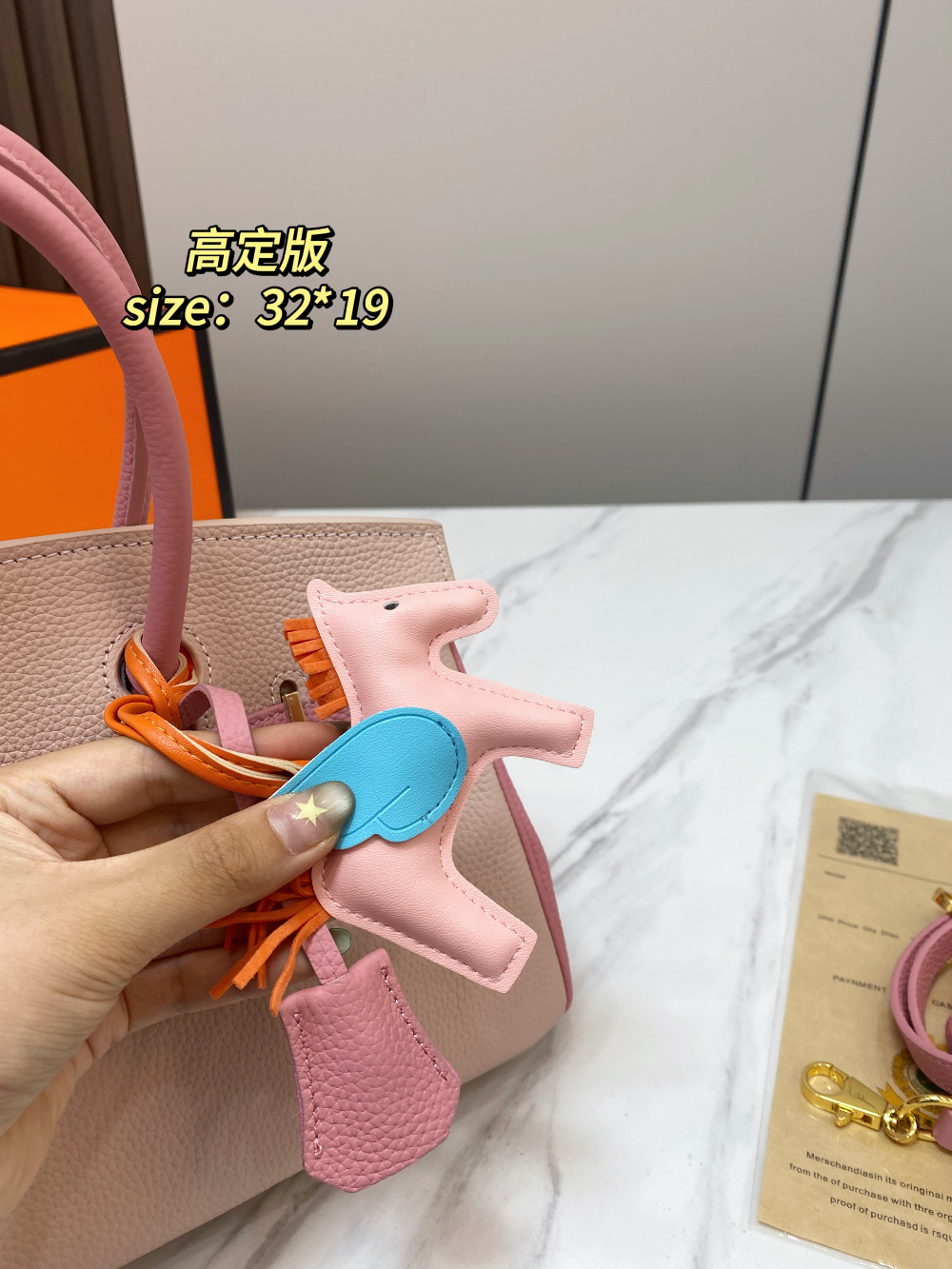 HEM120 New arrive fashion black white pink Ivory red brown Tan bag for woman hands bag beautiful gift to choose gift 32*19cm