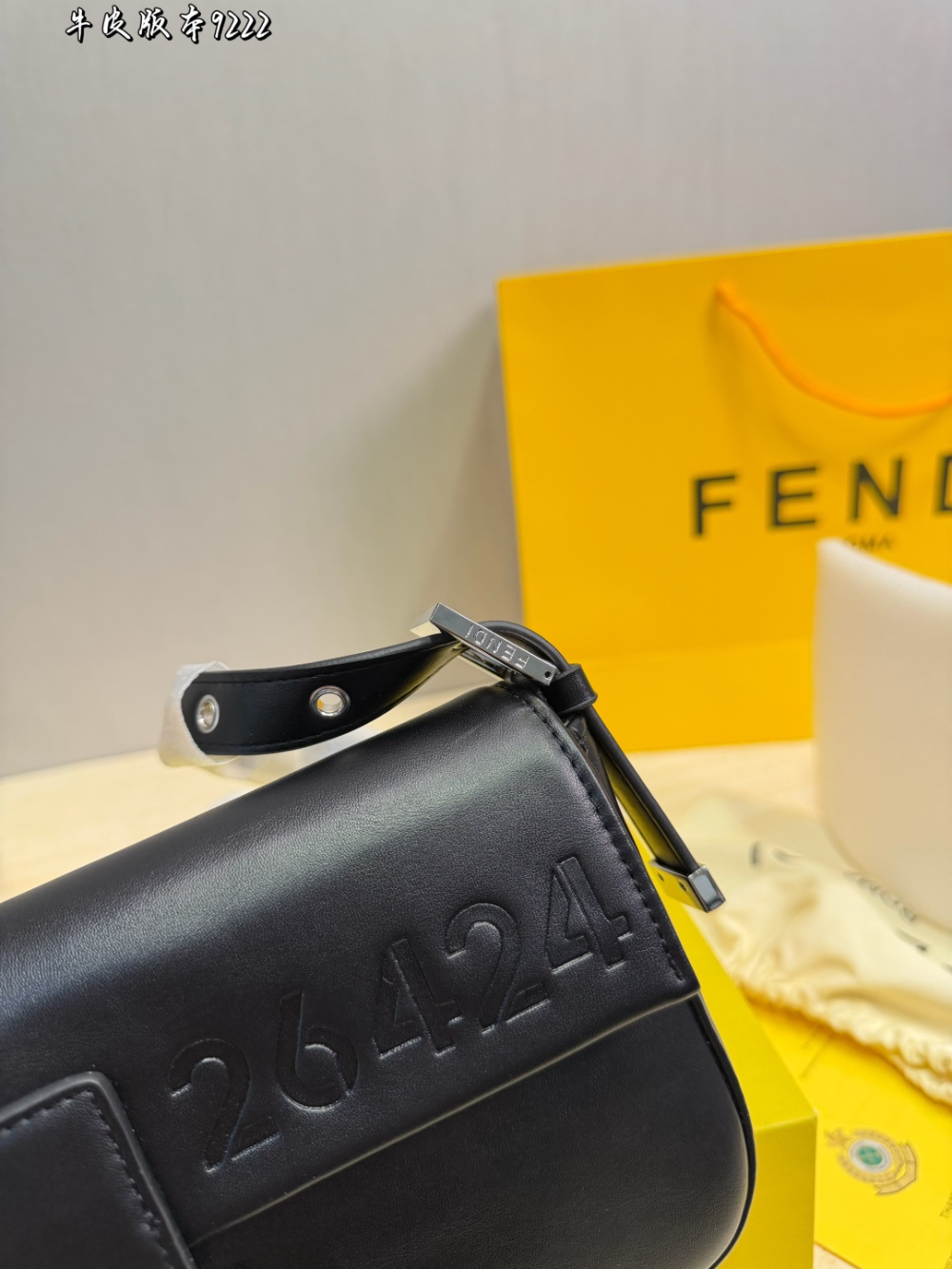 FEM25 New arrive fashion black  off-white brown khaki  bag for woman hands bag beautiful gift to choose gift  27 13cm