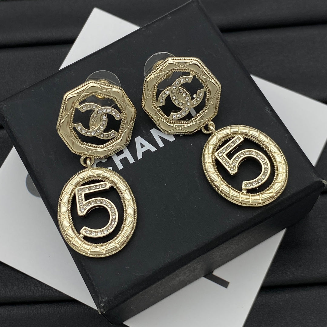 CEM210 New Arrive Fashion  Hot Sale  with Diamond Earring  for Woman Jewelry To Choose