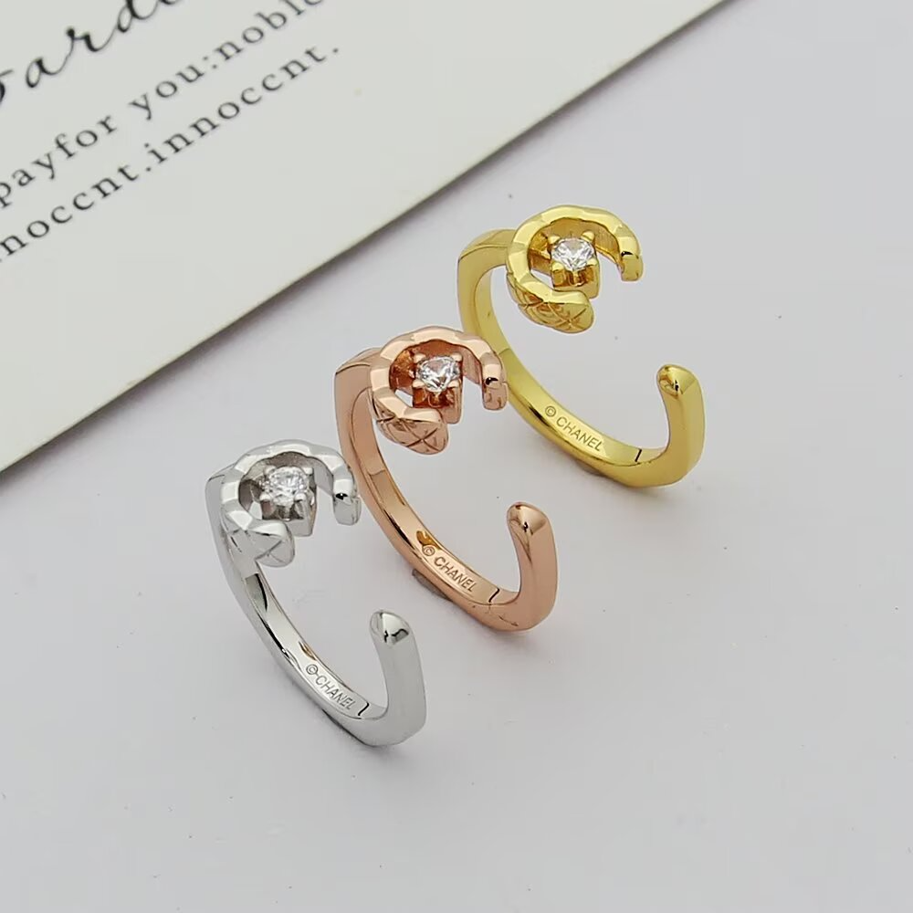 CEM273 The new diamond-patterned ash stone open-ended ring is a luxurious and high-end fashion and exquisite finger ring. It is a beautiful gift for women and can be given as a gift option