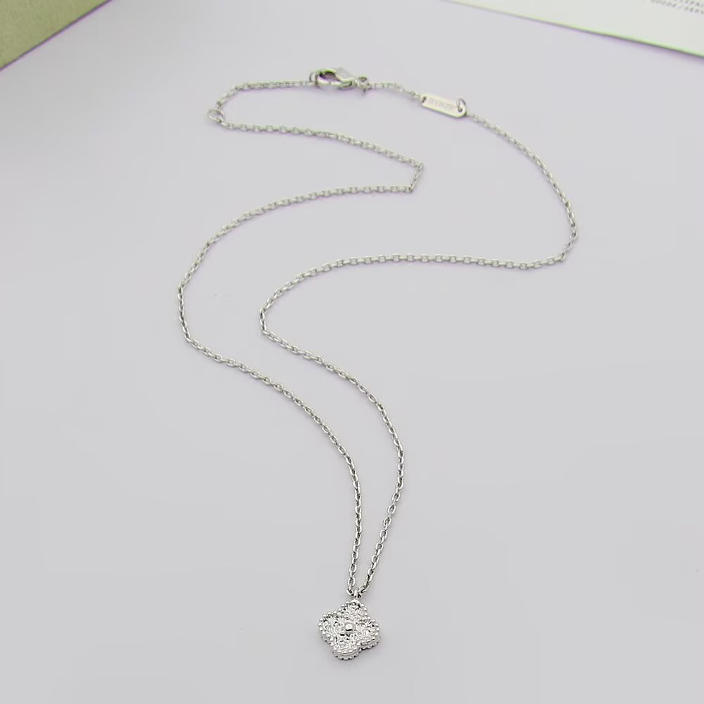 VAEM26 Designer lady pendant necklace - fashionable jewelry - personalized gift for women