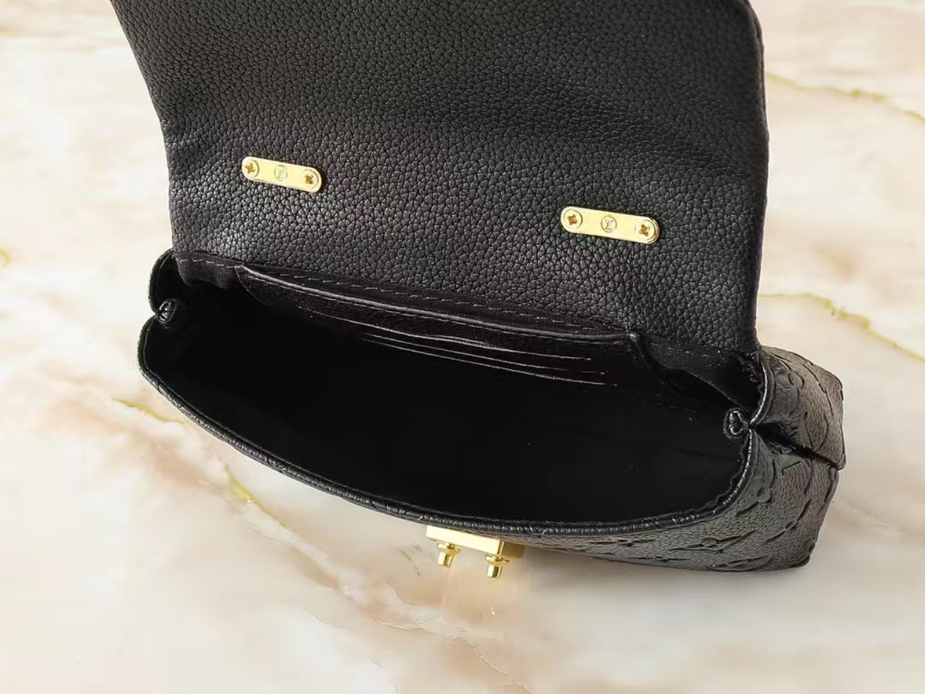LEM456 New arrive fashion black bag for woman hands bag beautiful gift to choose gift 12.5 x 6 x 21cm