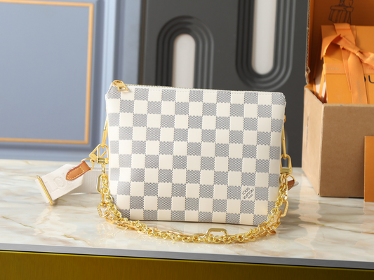 LEM504  New arrive fashion grayish white  bag for woman beautiful gift to choose gift size to choose 26 x 20 x 12CM