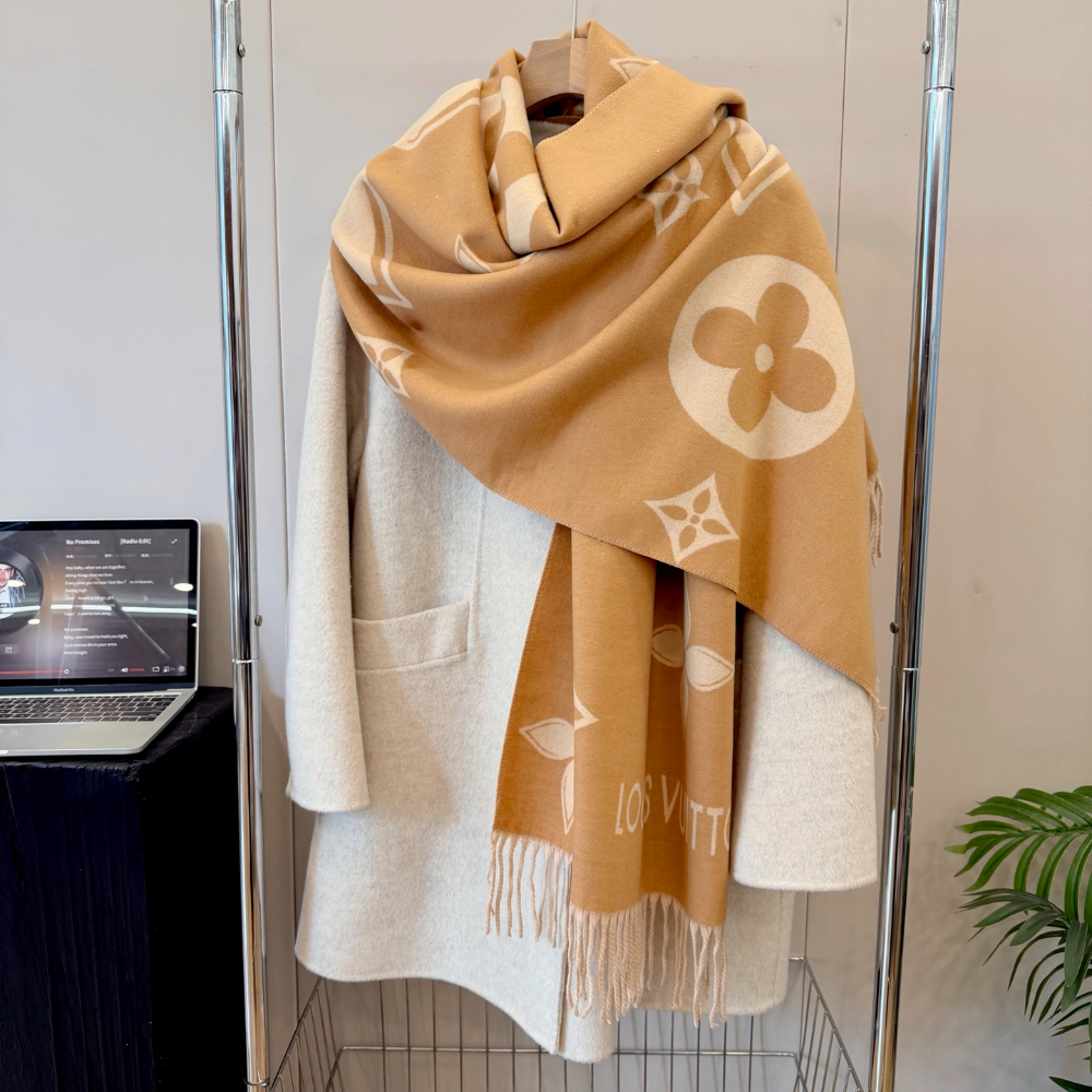 LEM530 new arrive  Hot sale pink yellow brown black color fashion beautiful  scarf  for woman gift  to choose size 180*60cm