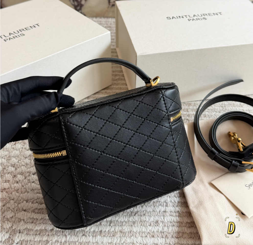 SEM09  New Arrive Fashion Black Color Handbag for Woman  Beautiful Gift To Choose Gift