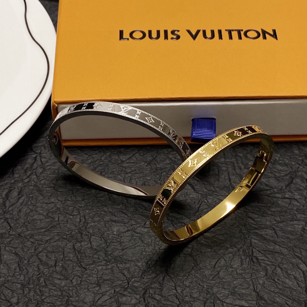 LEM400 New Fashion Open Flower Silver and Gold Color Bracelet Metal Letter Wristband Bracelet Couple Accessories for Woman