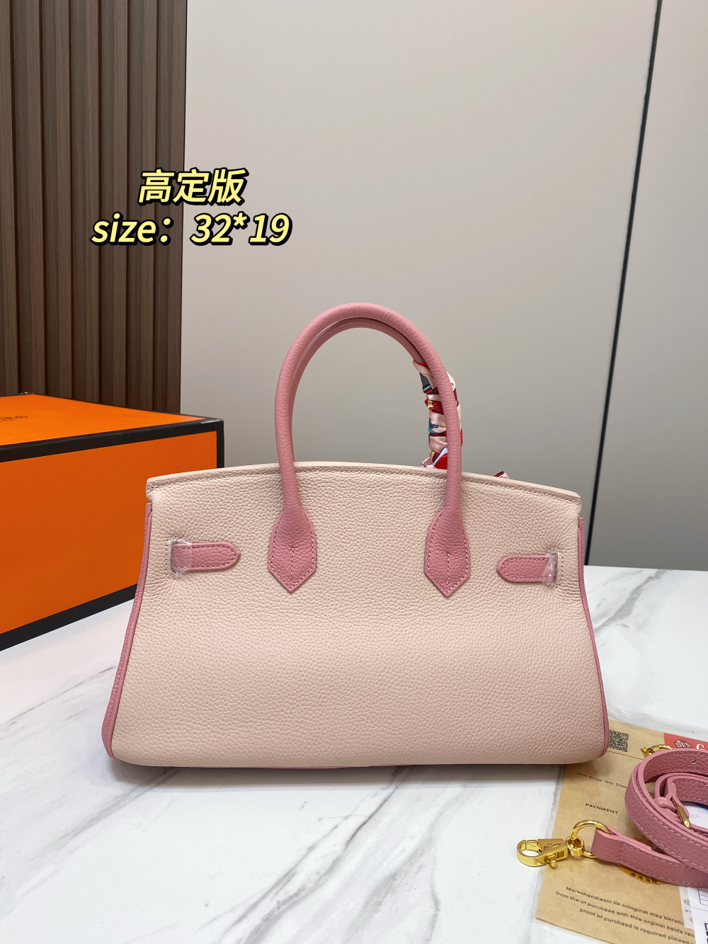 HEM120 New arrive fashion black white pink Ivory red brown Tan bag for woman hands bag beautiful gift to choose gift 32*19cm