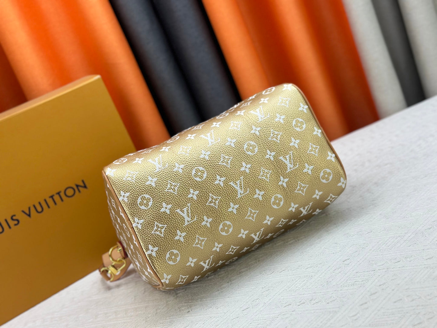 LEM291 designer bag free shipping Light luxury genuine leather High quality casual Boston bag versatile classic vintage handbag for woman 25cm