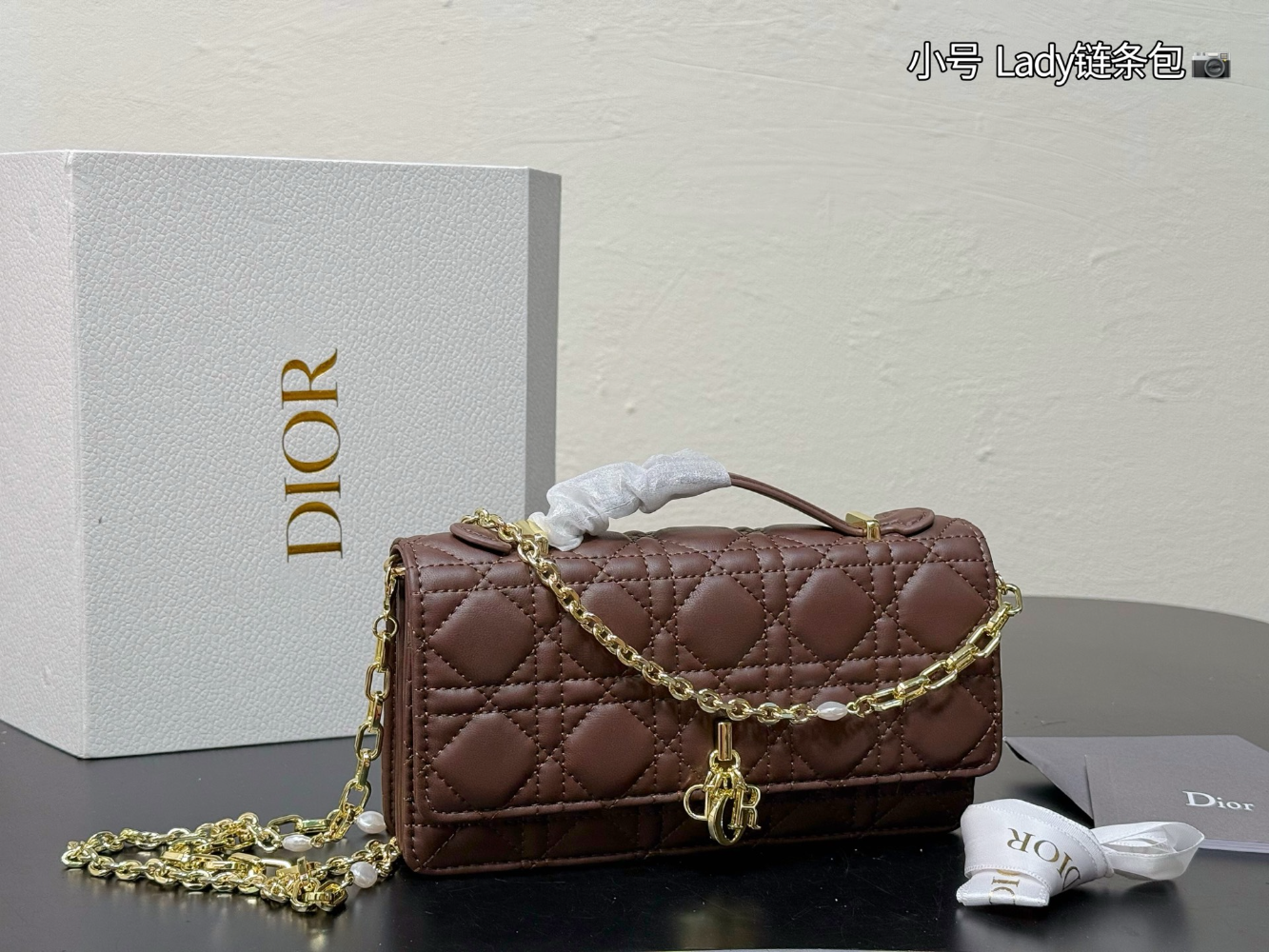 CEM275 The new fashionable diamond-patterned chain bag for ladies is highly fashionable and versatile It is an exquisite gift and an excellent choice for giving as a present 21x12cm