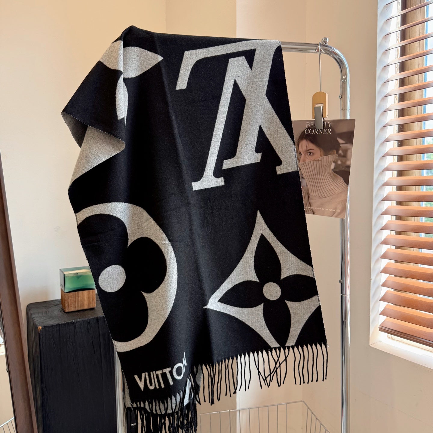 LEM273 Designer Scarf Cashmere Scarves For Winter Warm Womens and mens Long Wraps Size 65x180cm