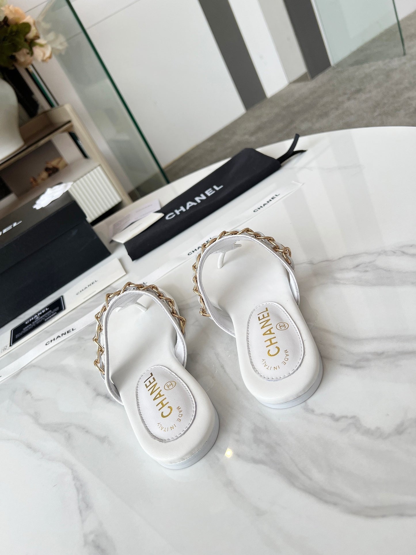 CEM171 Plus Size Open-Toe Pearl Flat for Women Summer Fashion Square Toe Solid Color Thick Sole Slippers