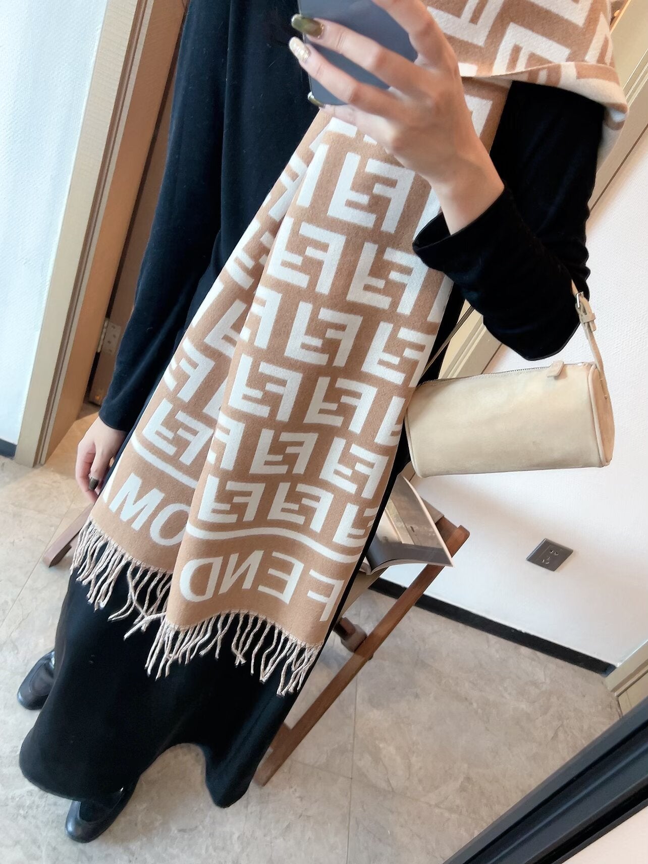 FEM22 Women Cashmere Designer Scarf Full Letter Printed Scarves Soft Touch Warm Wraps With Tags Autumn Winter Long Shawls 180✖️60cm