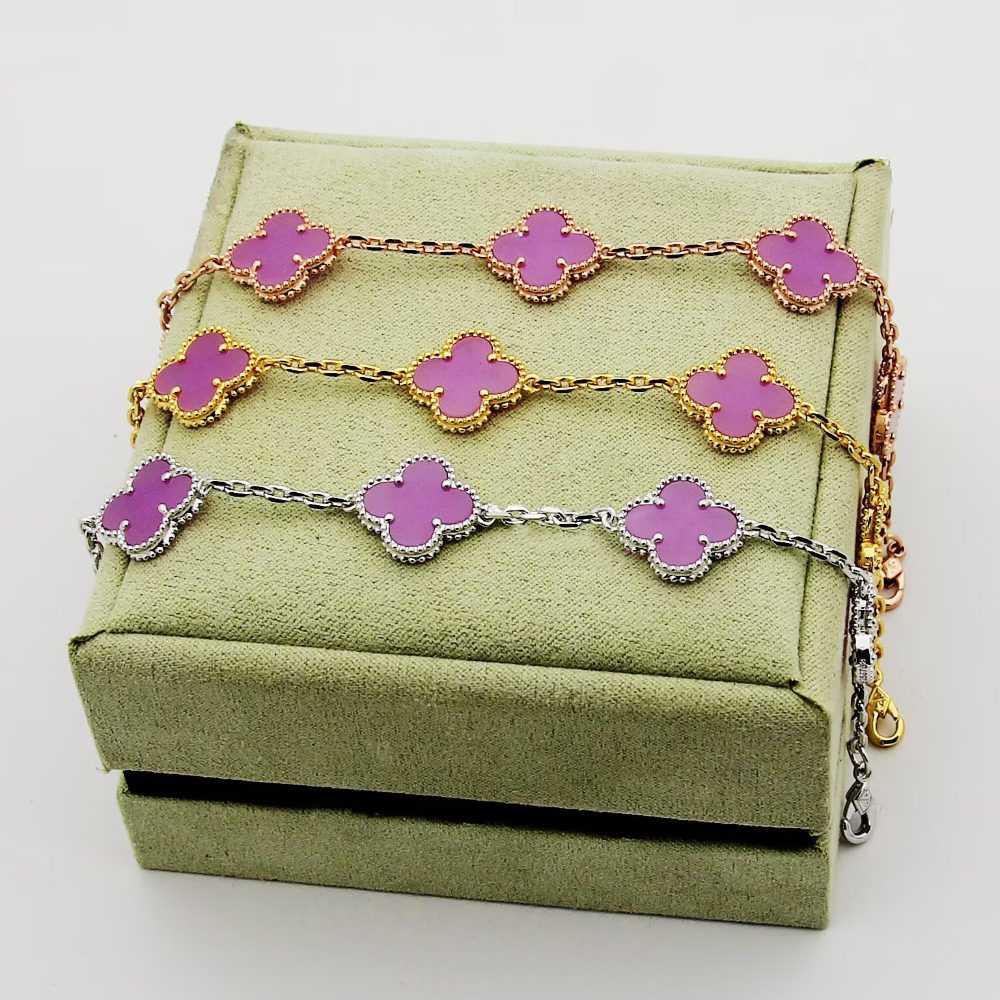 VAEM22 New trendy four-leaf collar chain bracelet personalized luxury high-end accessory available as a gift option