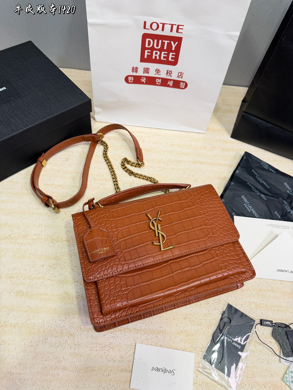 YLEM23 New arrive fashion black white brown bag for woman hands bag beautiful gift to choose gift 25*18cm
