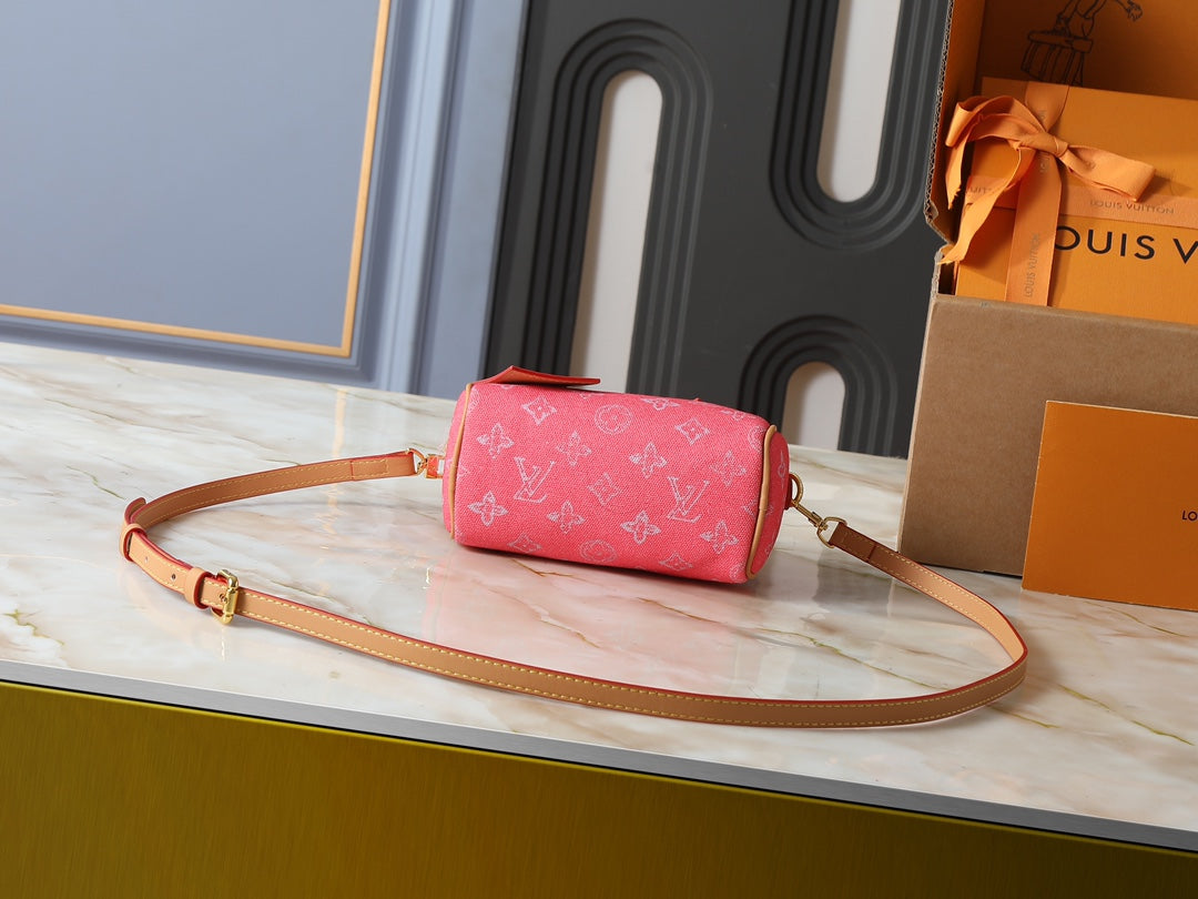 LEM45 New arrive fashion bag for woman beautiful gift to choose gift 16x10x7.5cm