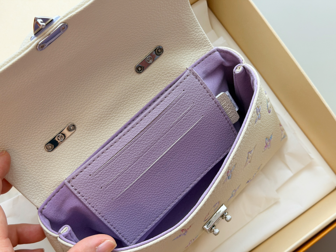 LEM515 New arrive fashion white bag for woman hands bag beautiful gift to choose gift 21*11cm