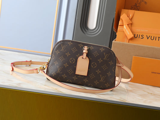 LEM339 Designer bags Fashionable Crossbody Rowan Boston hand Bag 24.5 x 17 x 4.5cm