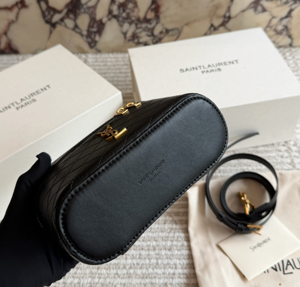 SEM09  New Arrive Fashion Black Color Handbag for Woman  Beautiful Gift To Choose Gift