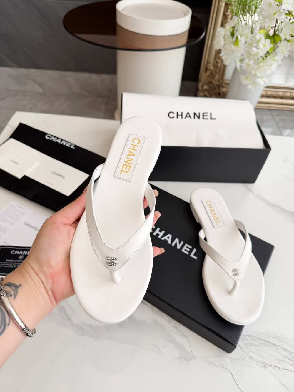 CEM338 New arrive fashion black white shose for woman beautiful Slippers gift to choose