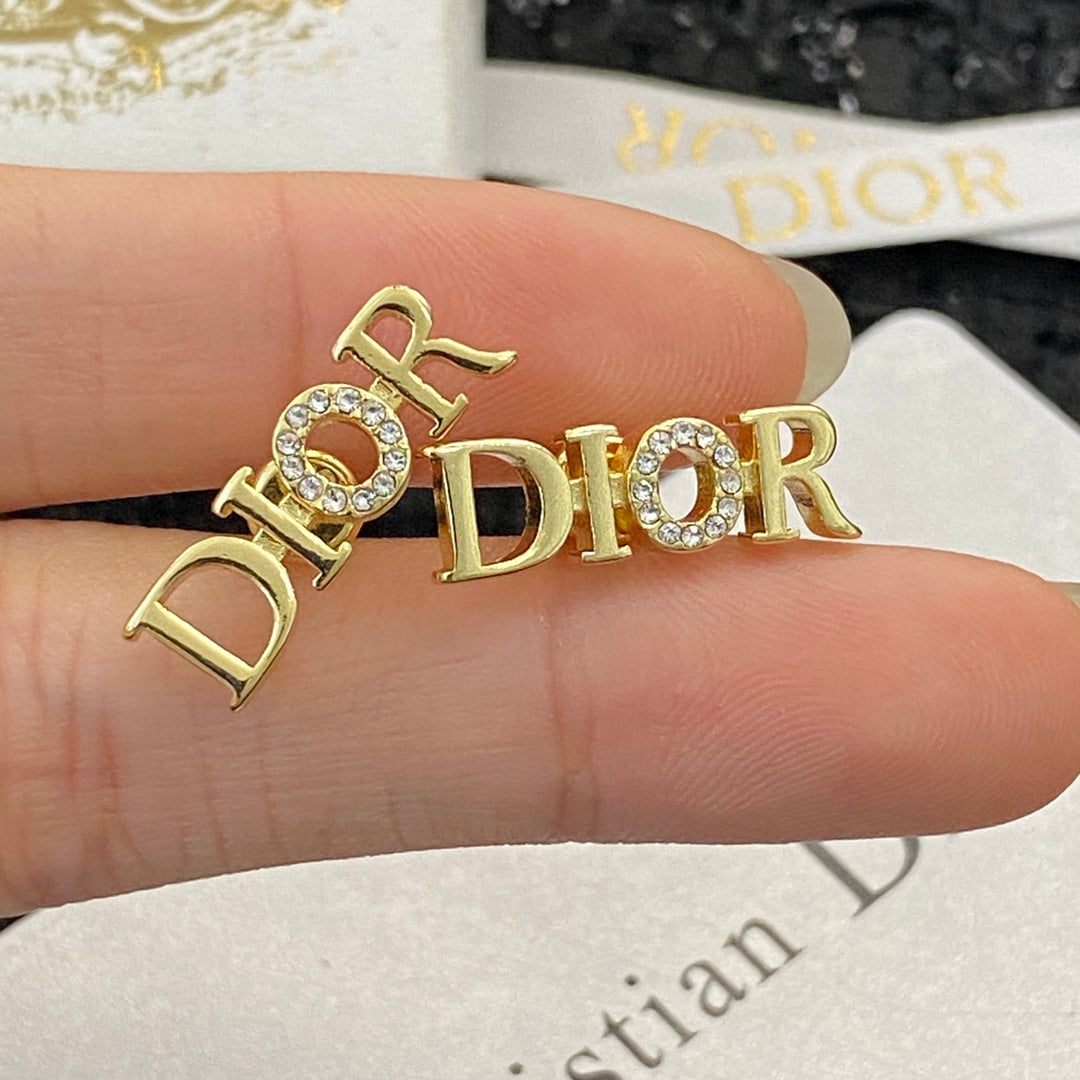 DEM241 New Arrive Fashion  Hot Sale  with Diamond Earring  for Woman Jewelry To Choose