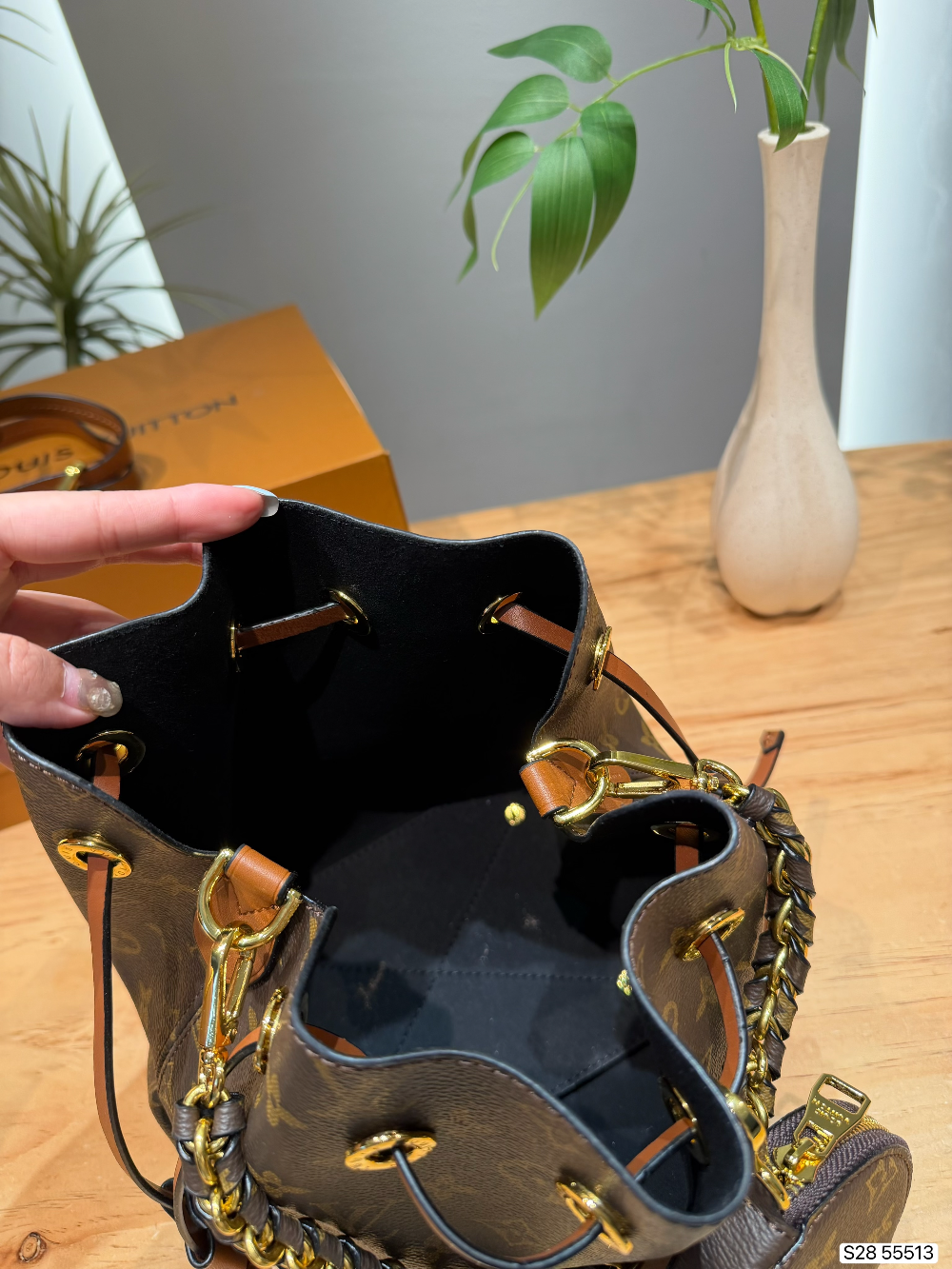 LEM538 New arrive fashion brown color bag for woman beautiful gift to choose gift size to choose 18*21cm