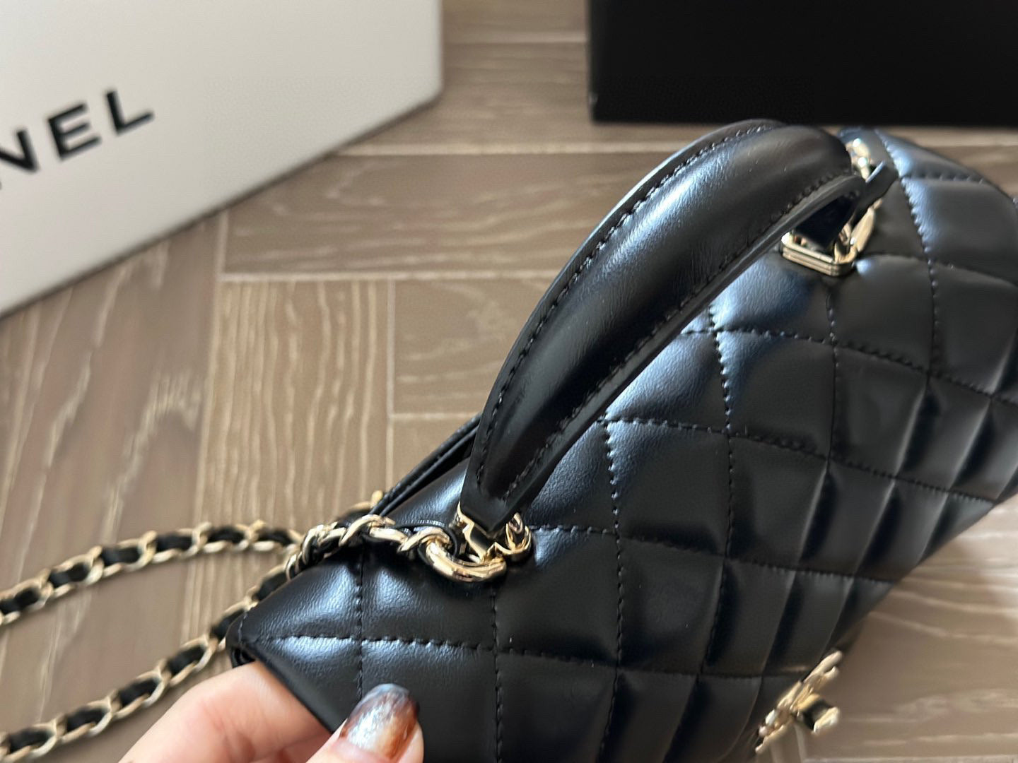 CEM176 Designer Women Shoulder Chain Bag Clutch Tote Bags Wallet Check Purse Solid Hasp Waist Square Stripes Woman s Handbags Classic Flap Handbag 20*12cm