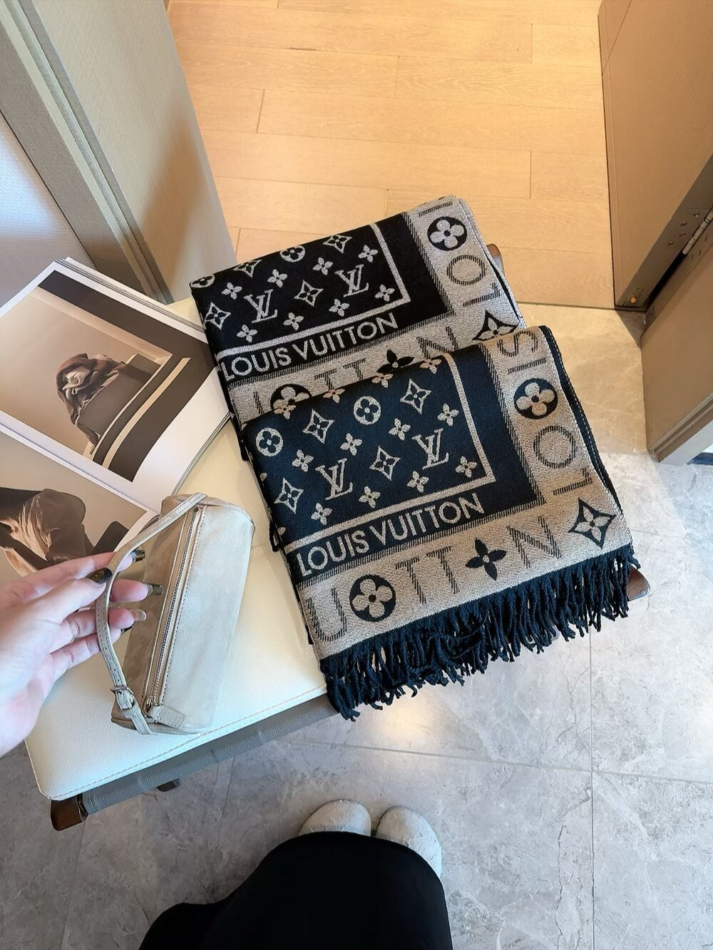 LEM285 New top Women Man Designer Scarf fashion brand 100% Cashmere Scarves For Winter Womens and mens Long Wraps Size 196*65CM gift