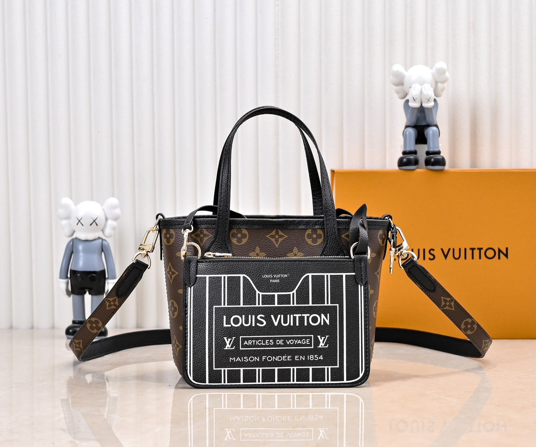 LEM368 New arrive fashion Travel design bag for woman beautiful gift to choose gift 24x14x9cm