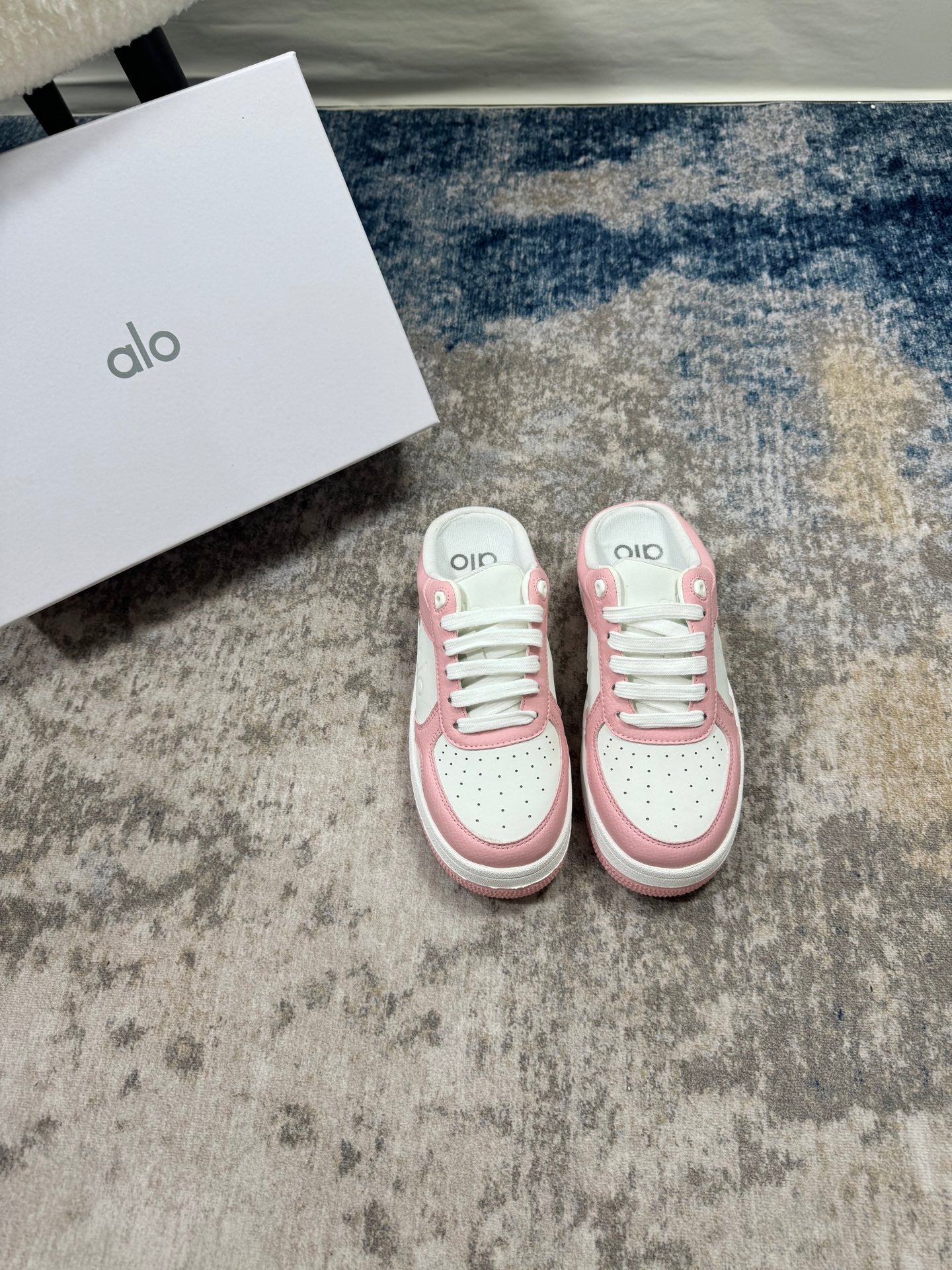 ALO1 Wholesale Outdoor Women Shoes Famous Designer Brand Female Casual shoes Fashion for Lady